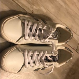 Vintage Havana women’s white sneakers